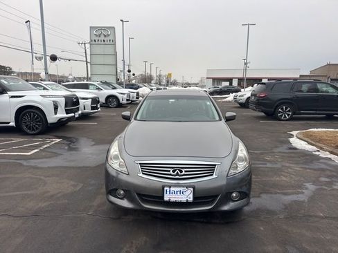 Used 2013 INFINITI G37 x w/ Premium Pkg image 2