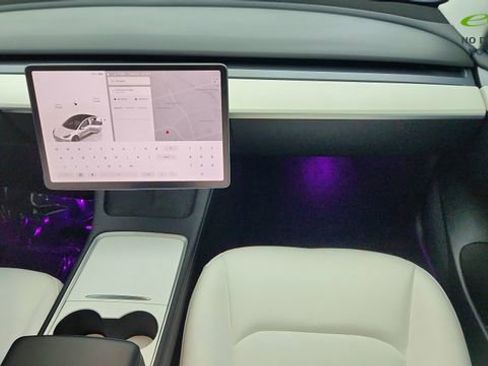Used 2022 Tesla Model 3 Long Range AWD/4WD image 35