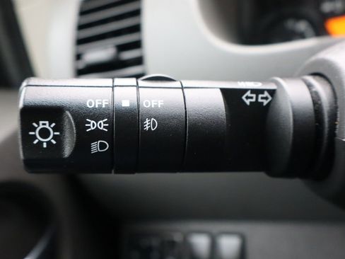 Used 2011 Nissan Xterra S w/ 4X4 Value Package image 30