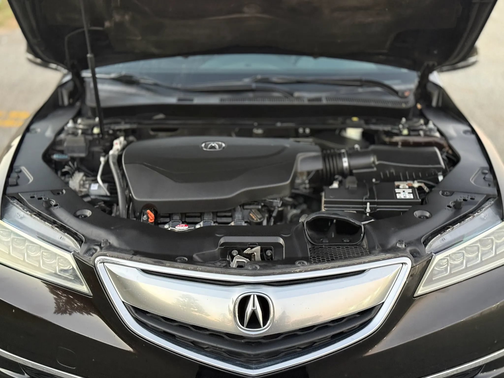 Used 2016 Acura TLX w/ Technology Package FWD image 30