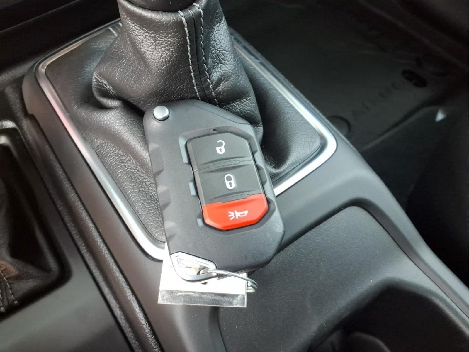 New 2026 Jeep Wrangler Unlimited Rubicon AWD/4WD image 13