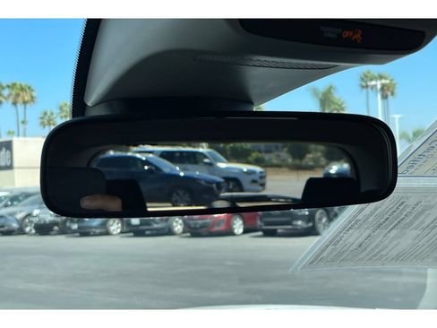 Certified 2027 Honda HR-V LX image 24