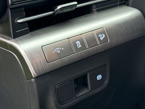 Used 2024 Hyundai Kona SEL image 32