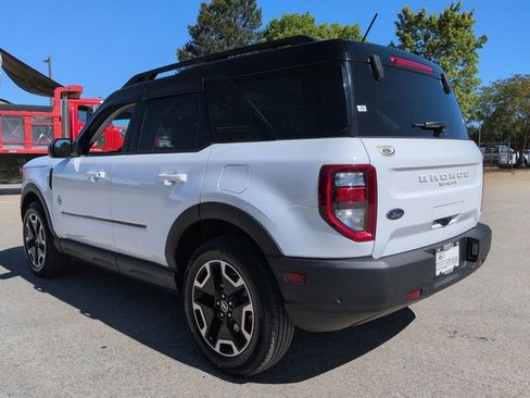 Certified 2024 Ford Bronco Sport Outer Banks w/ Tech Package AWD/4WD image 7
