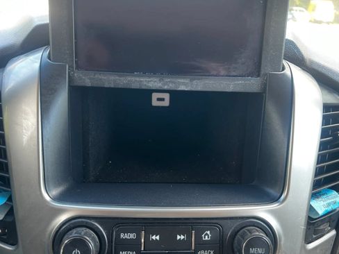 Used 2015 Chevrolet Suburban LTZ AWD/4WD image 25