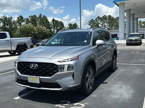 Used 2023 Hyundai Santa Fe SEL image 3