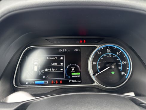 Certified 2024 Nissan Leaf S FWD image 15