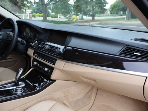 Used 2011 BMW 535i xDrive Sedan AWD/4WD image 17