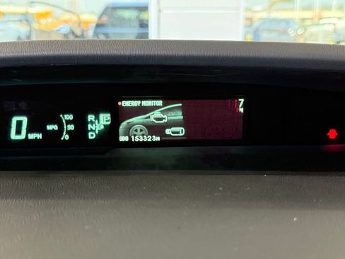 Used 2015 Toyota Prius Two image 27