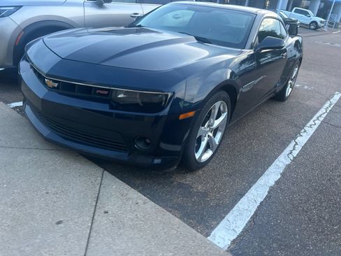 Used 2015 Chevrolet Camaro LT w/ RS Package RWD image 4