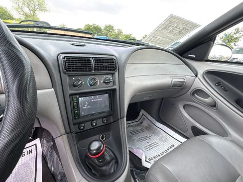 Used 2002 Ford Mustang GT RWD image 16