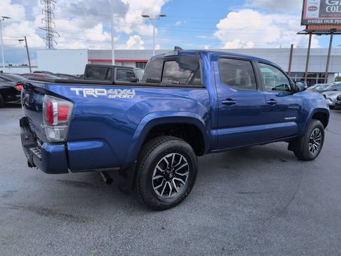Used 2023 Toyota Tacoma TRD Sport AWD/4WD image 5