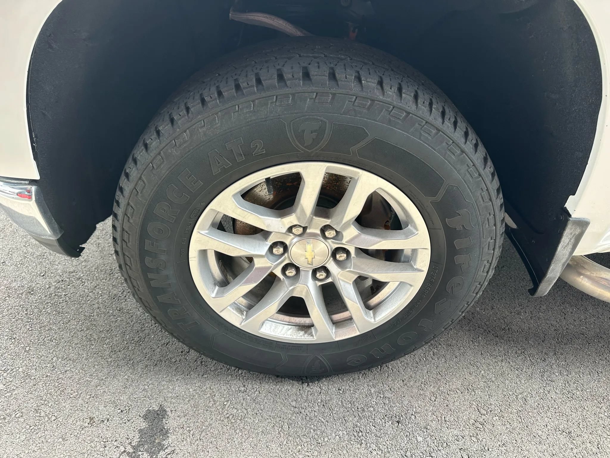 Used 2019 Chevrolet Silverado 1500 LT w/ Z71 Off-Road Package AWD/4WD image 17