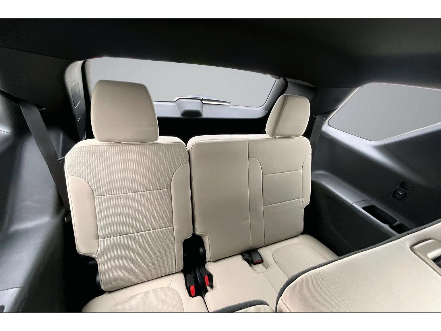 Used 2024 Chevrolet Traverse LS w/ Safety Package FWD image 39