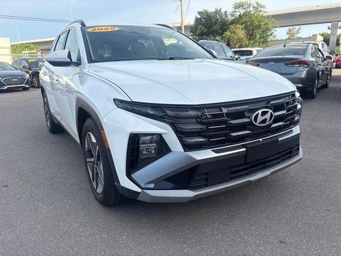 Used 2025 Hyundai Tucson SEL FWD image 1