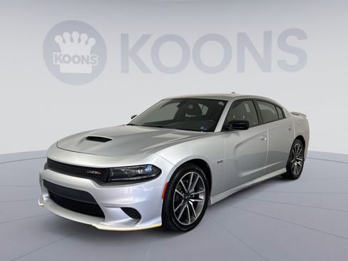 Used 2023 Dodge Charger R/T w/ Cold Weather Package RWD image 1