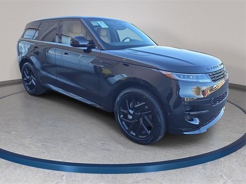 New 2026 Land Rover Range Rover Sport Dynamic SE image 3
