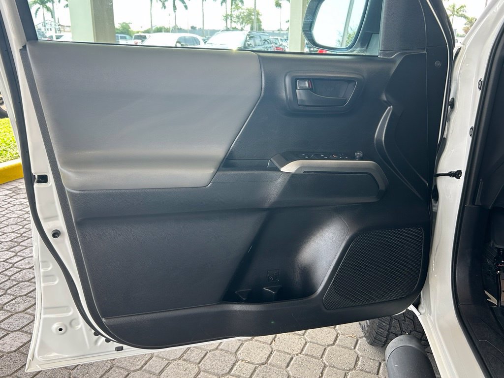 Used 2021 Toyota Tacoma SR5 RWD image 36