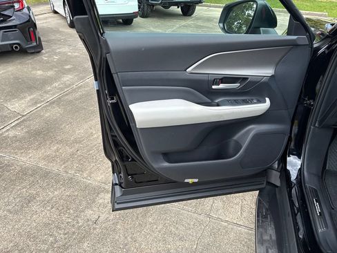 New 2026 Toyota Grand Highlander AWD image 12