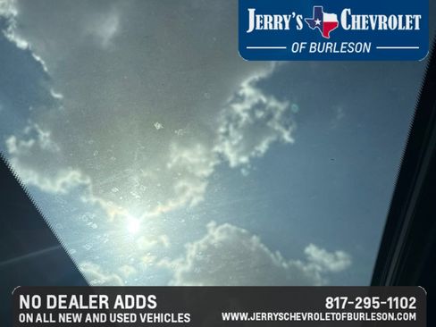 Used 2021 Nissan Titan PRO-4X w/ Pro-4x Convenience Package AWD/4WD image 15