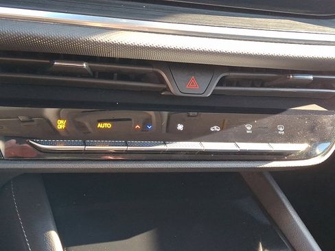 Certified 2025 Buick Envision Preferred image 15