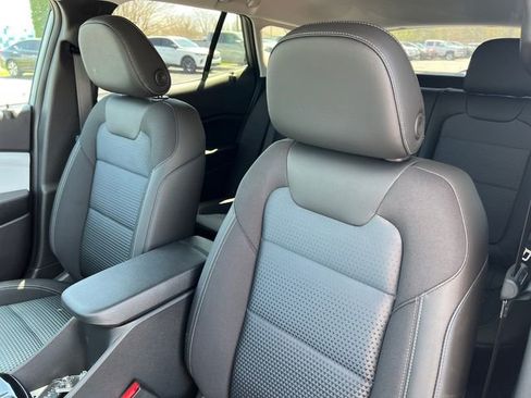 New 2026 Chevrolet Trax LT FWD image 9