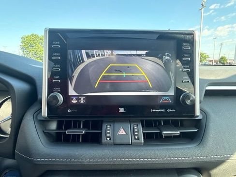 Used 2022 Toyota RAV4 XLE Premium AWD/4WD image 26