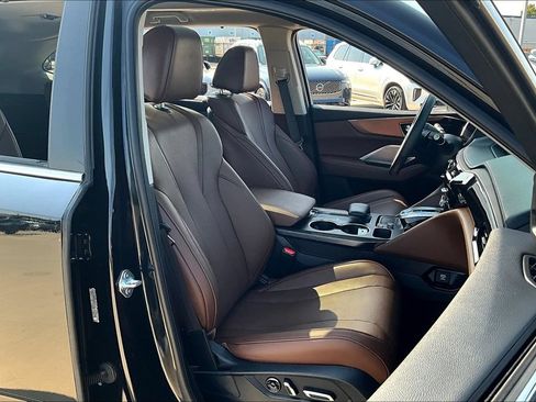 Used 2024 Acura MDX SH-AWD w/ Technology Package image 9