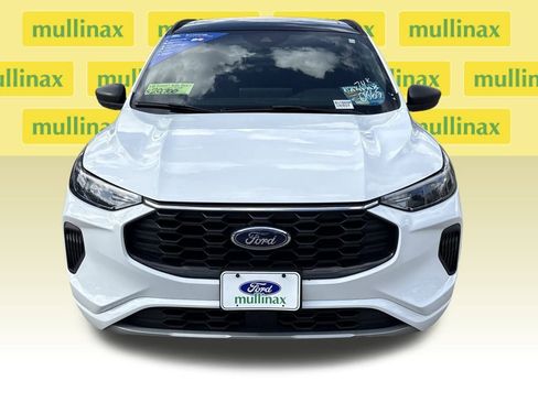 Certified 2023 Ford Escape ST-Line w/ Tech Pack #1 image 12