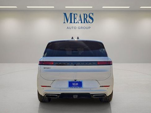 Used 2024 Land Rover Range Rover Sport Dynamic SE image 4
