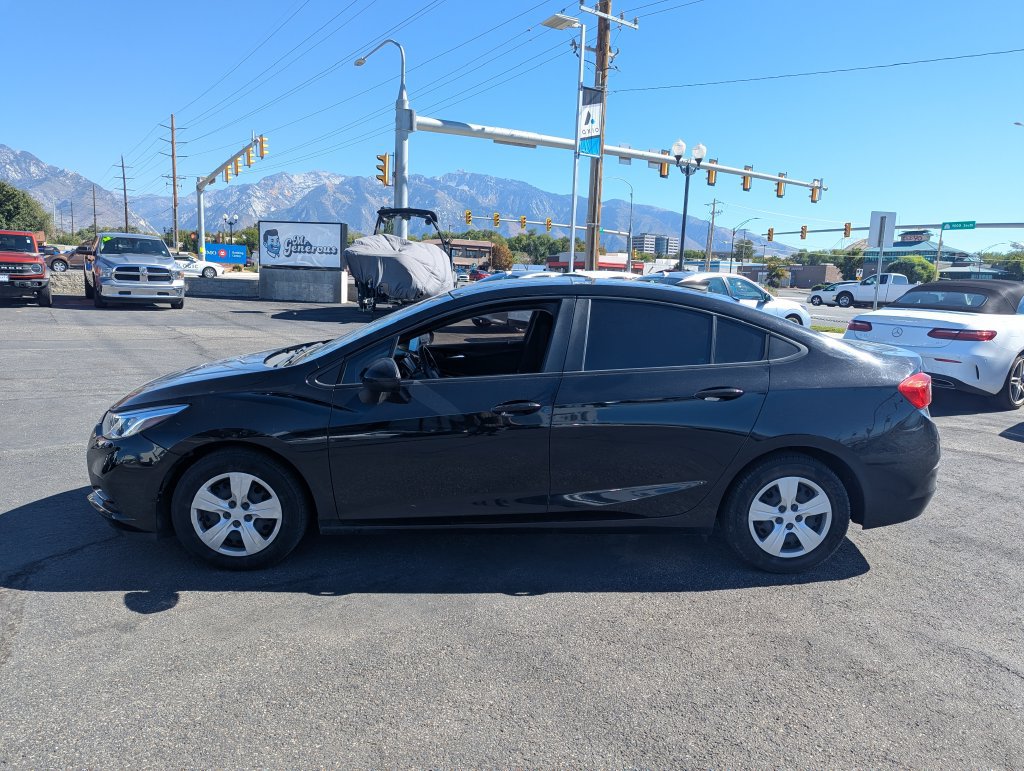 Used 2016 Chevrolet Cruze LS FWD image 8