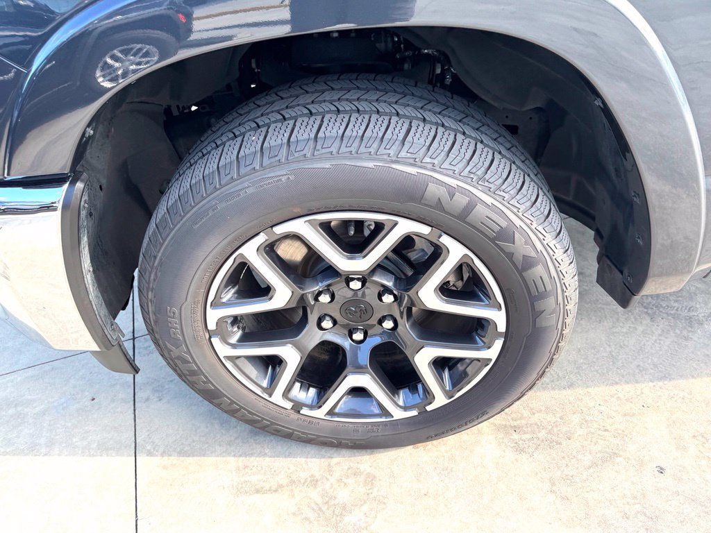 Used 2026 RAM 1500 Laramie AWD/4WD image 10