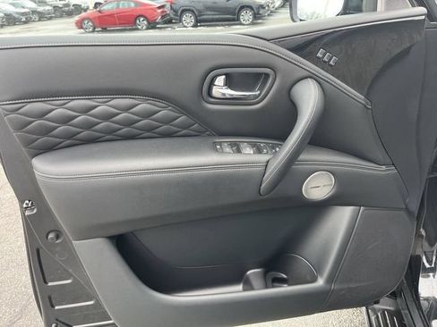 Certified 2024 INFINITI QX80 Sensory AWD/4WD image 10