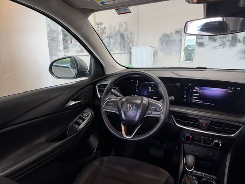 Used 2025 Buick Encore GX Preferred image 32