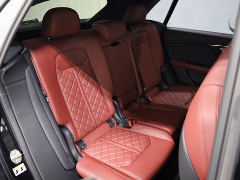 Used 2023 Audi SQ8 Prestige image 34