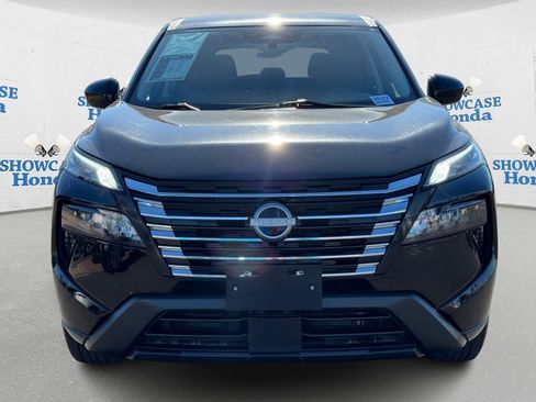 Used 2024 Nissan Rogue SV image 10