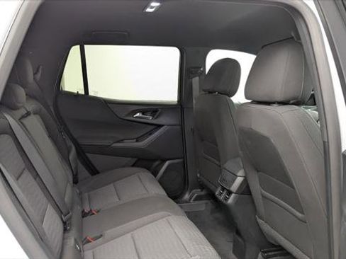 Used 2026 Chevrolet Equinox LT FWD image 19