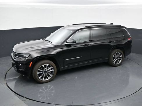 Used 2024 Jeep Grand Cherokee L Overland AWD/4WD image 40