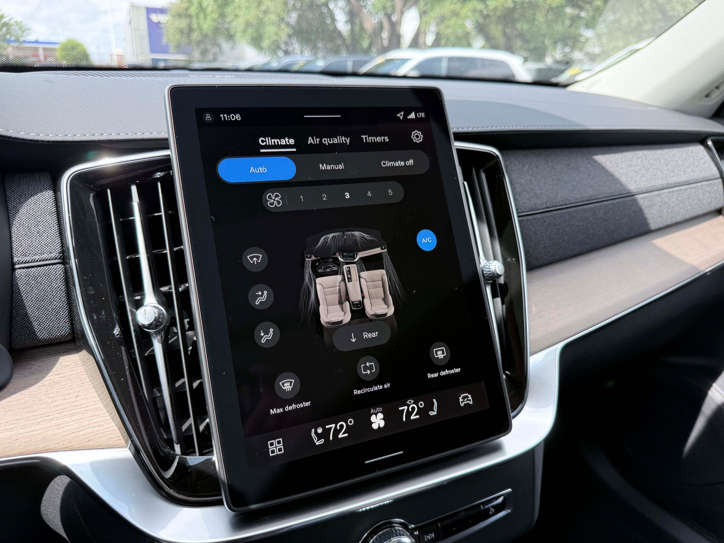 New 2026 Volvo XC90 T8 Plus AWD/4WD image 24