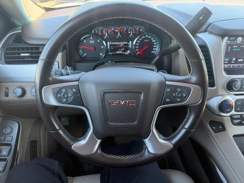 Used 2019 GMC Yukon SLT w/ Open Road Package AWD/4WD image 10