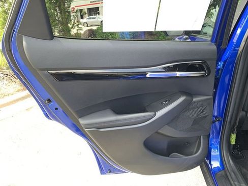 Used 2023 Kia Seltos S w/ Navigation Package FWD image 15