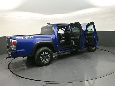 Used 2022 Toyota Tacoma TRD Off-Road w/ TRD Premium Off Road Package image 33