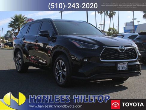 Certified 2022 Toyota Highlander XLE image 5