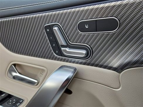 New 2025 Mercedes-Benz CLA 250 4MATIC image 22