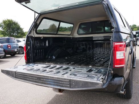 Used 2018 Ford F150 XLT w/ Equipment Group 302A Luxury AWD/4WD image 11