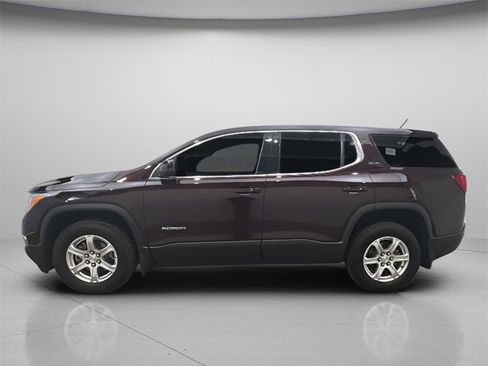 Used 2017 GMC Acadia SLE image 2