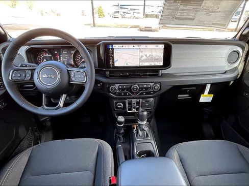 New 2025 Jeep Gladiator Sport image 5