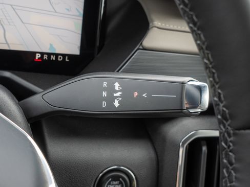 New 2026 GMC Acadia Elevation FWD image 22