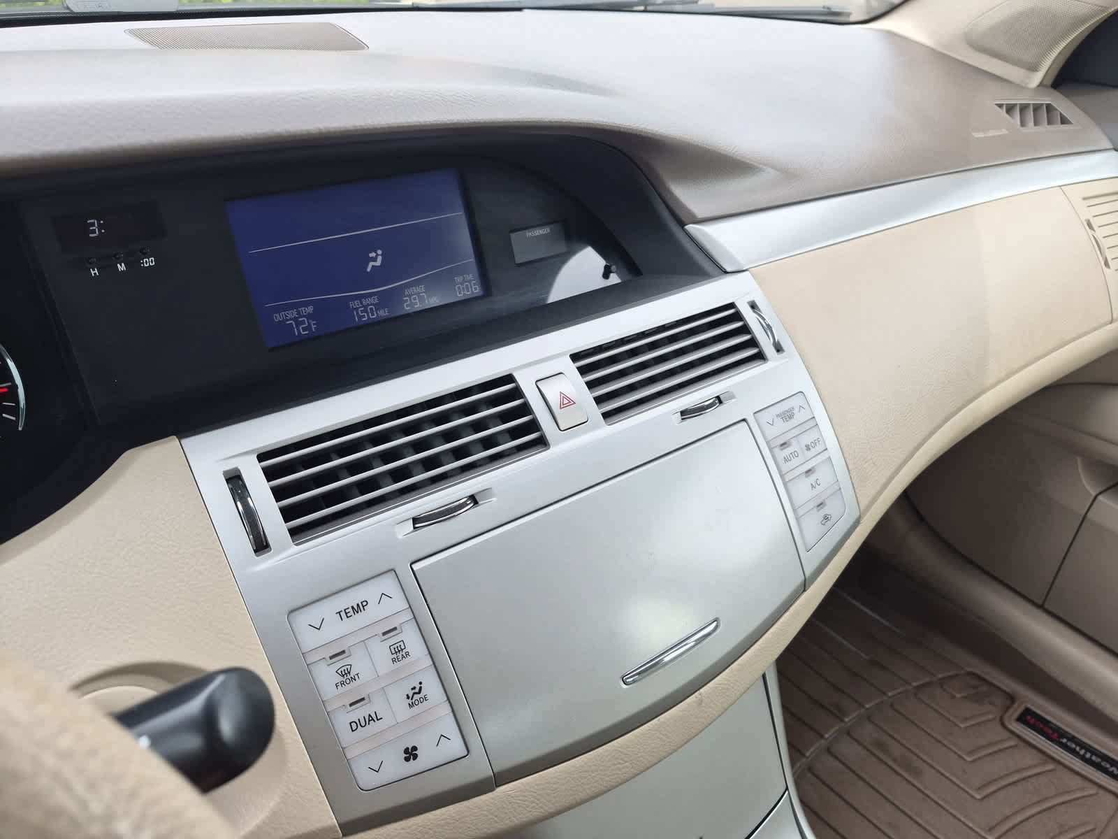 Used 2009 Toyota Avalon XL FWD image 27