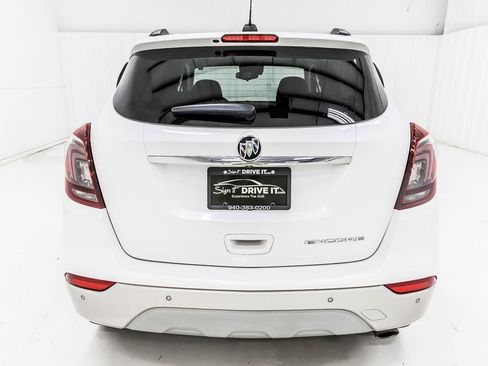 Used 2021 Buick Encore Preferred w/ Safety Package II FWD image 6